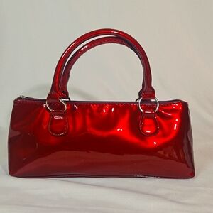 Primeware insulated wine clutch